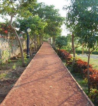 Subhedhar Tanaji Malusare Garden - slide 4