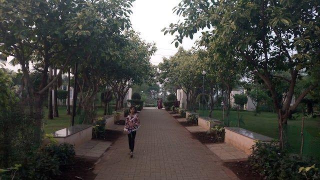 Mindspace Landscape Garden - slide 3