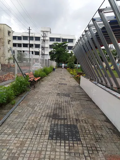 Subhedhar Tanaji Malusare Garden - slide 2