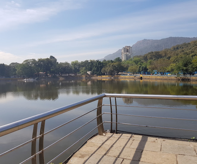 Upvan Lake Garden - slide 6