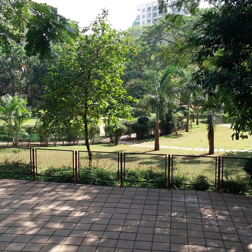 Rajesh Khanna Garden - slide 1