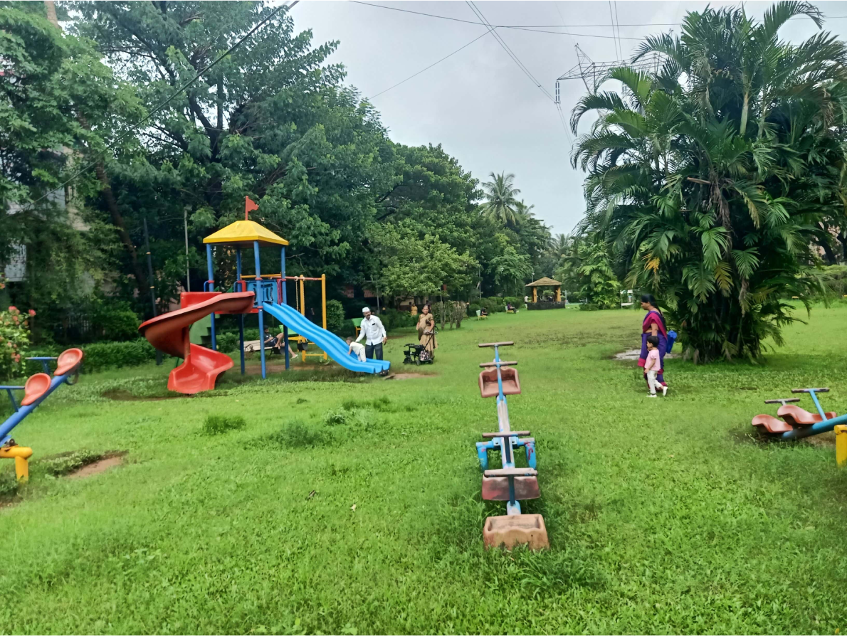 Vishal Phulchand Madhavi garden - slide 1