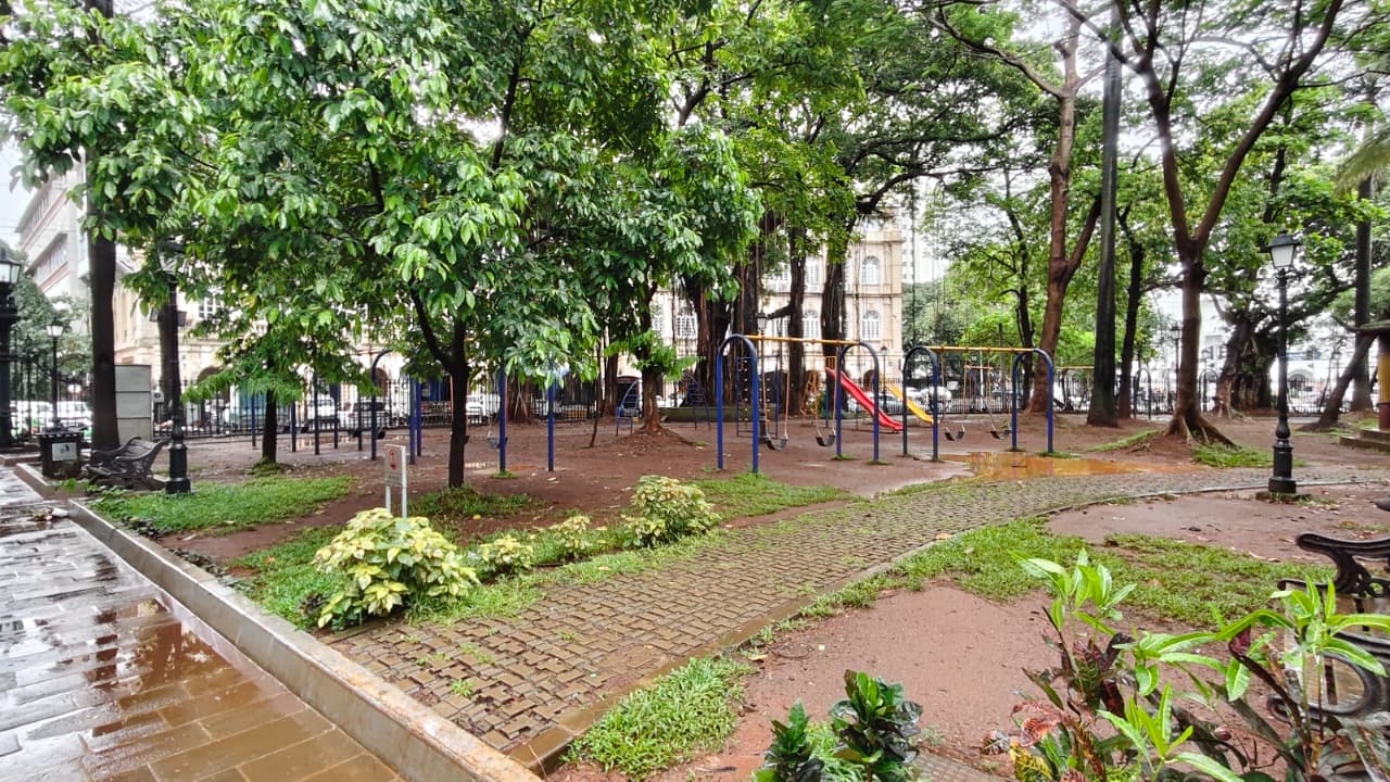 Horniman circle - slide 3
